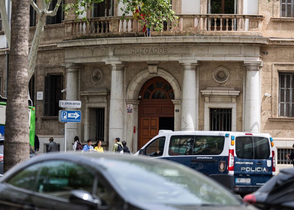 Archivo - Fachada del juzgado de la Vía Alemania, a 15 de abril de 2024, en Palma de Mallorca, Mallorca, Baleares (España).Tomàs Moyà - Europa Press - Archivo