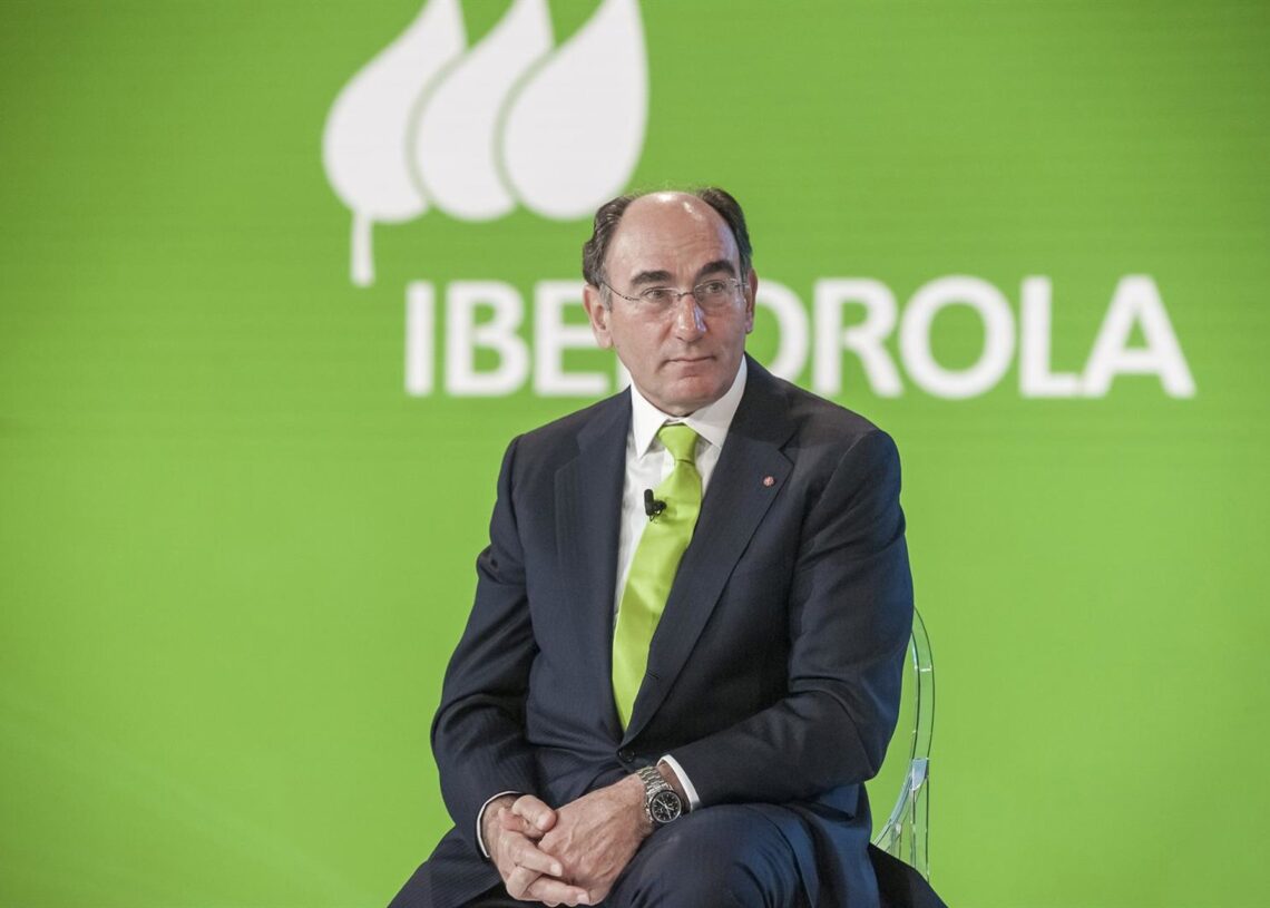 Archivo - Iberdrola repartirá una remuneración de 13,7 millones de euros entre sus más de 15.600 accionistas en GaliciaIBERDROLA - Archivo