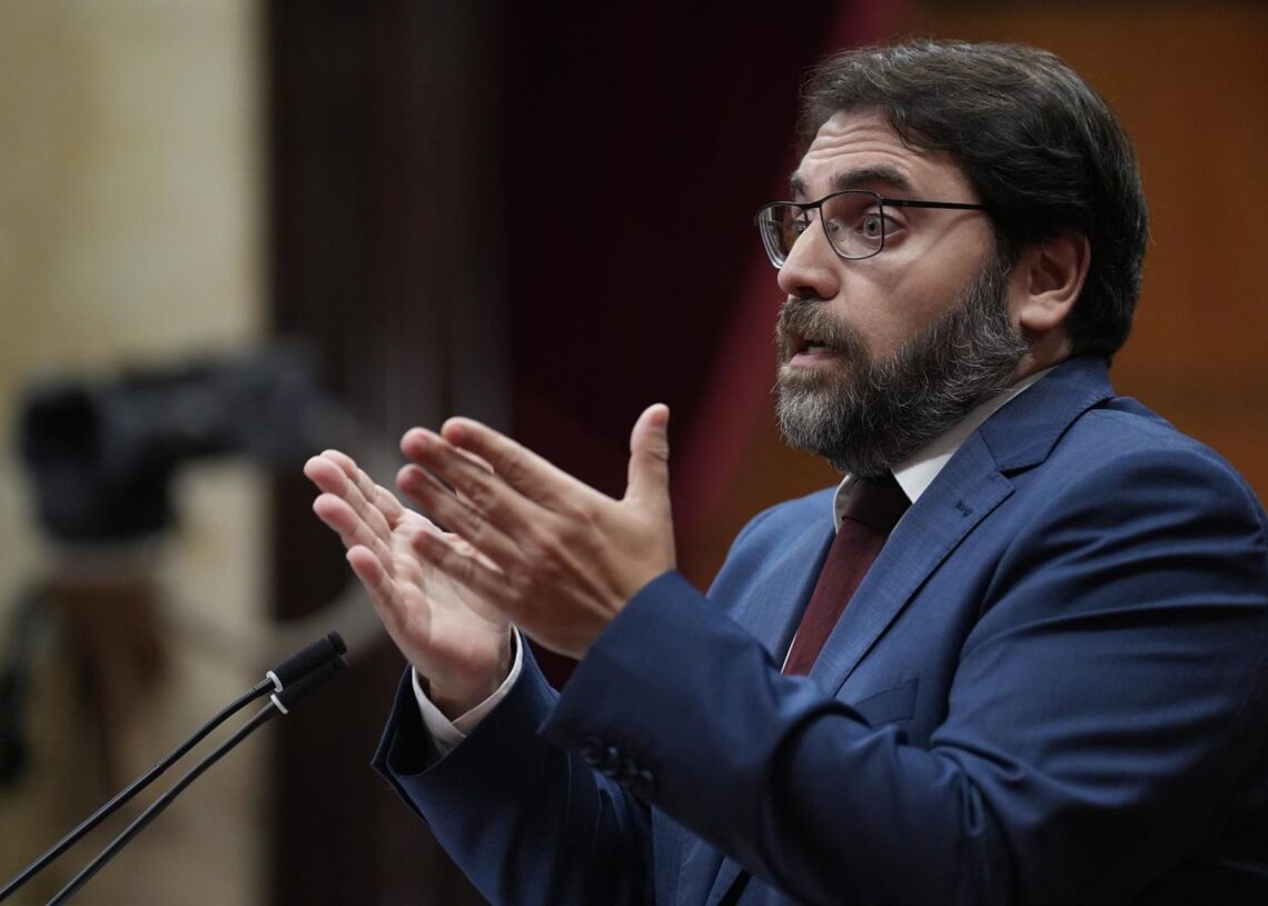 El portavoz del PSC en el Parlament, Ferran Pedret, interviene durante la primera jornada del Debate de Política General, en el Parlament de Catalunya, a 7 de octubre de 2025, en Barcelona, Catalunya (España)David Zorrakino - Europa Press