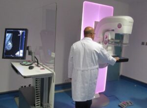 Manifestación en Sevilla este domingo por los fallos en los cribados de cáncer de mama: «El SAS está destrozado»