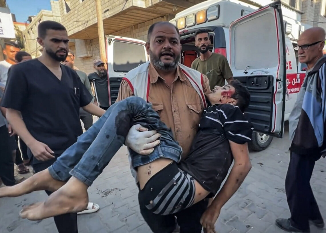 Heridos trasladados al Hospital Al Auda de Nuseirat, en la Franja de GazaEuropa Press/Contacto/Belal Abu Amer