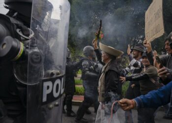 Archivo - Protestas en Quito, Ecuador, contra el Gobierno de Daniel NoboaEuropa Press/Contacto/Veronica Lombeida