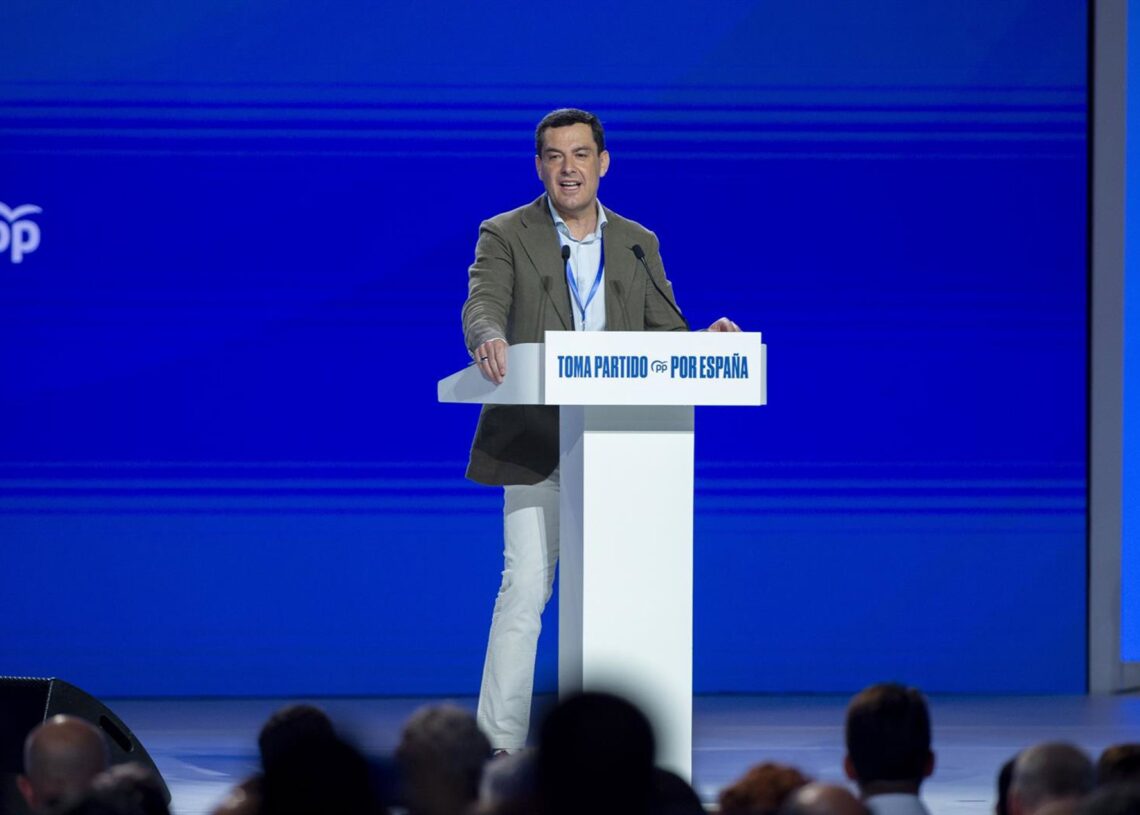 Archivo - El presidente de la Junta de Andalucía, Juanma Moreno, interviene durante la segunda jornada del XXI Congreso Nacional del Partido Popular, a 5 de julio de 2025, en Madrid (España). (Foto de archivo).Alberto Ortega - Europa Press - Archivo