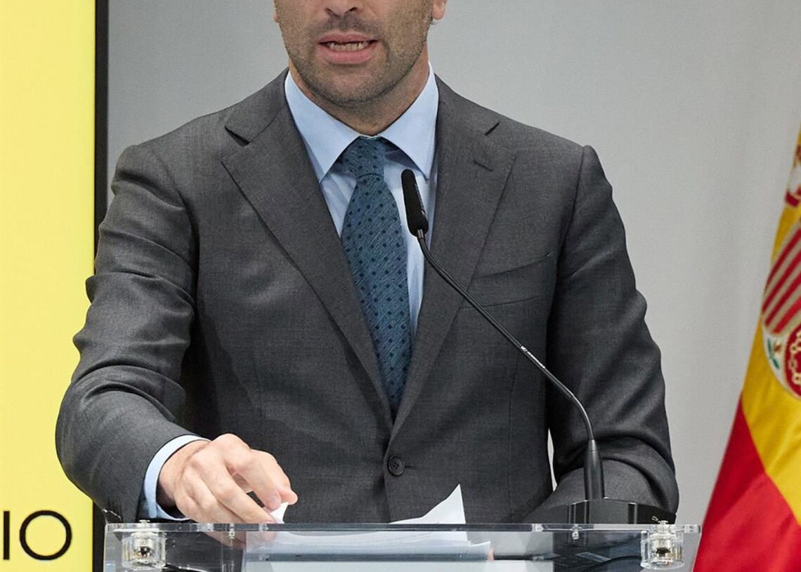 Archivo - El ministro de Economía, Comercio y Empresa, Carlos CuerpoJesús Hellín - Europa Press - Archivo