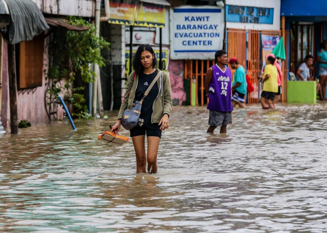 Archivo - Inundaciones por el paso de una tormenta por Filipinas.ROUELLE UMALI / XINHUA NEWS / CONTACTOPHOTO