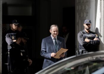 El exministro de Transportes José Luis Ábalos a su salida del Tribunal Supremo, el pasado 15 de octubre  en Madrid (España).Diego Radamés - Europa Press
