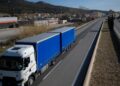 Archivo - Un camión circula, a 27 de enero de 2024, en La Jonquera, GironaLorena Sopêna - Europa Press - Archivo