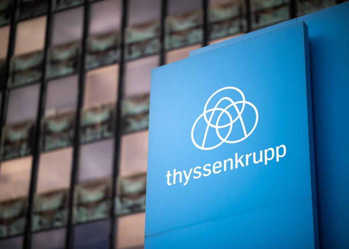 Archivo - Logo de Thyssenkrupp en unas oficinas de Duisburgo (Alemania).Jonas Güttler/dpa - Archivo