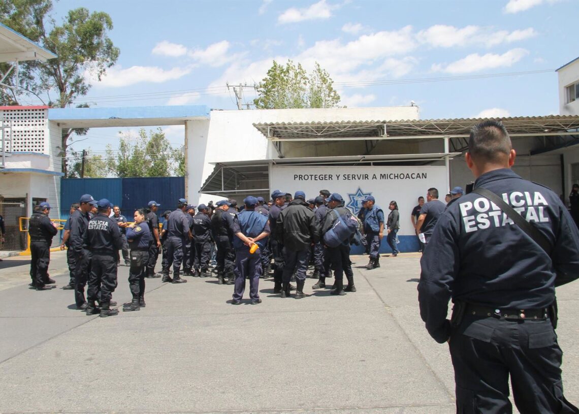 Archivo - Imagen de rachivo de policías en Michoacán, MéxicoNOTIMEX - Archivo