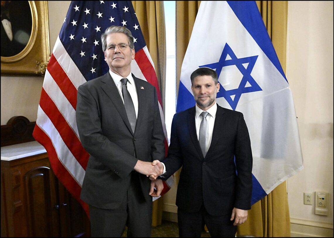 El secretario del Tesoro de EEUU, Scott Bessent, junto al ministro de Finanzas de Israel, Bezalel SmotrichSCOTT BESSENT EN X