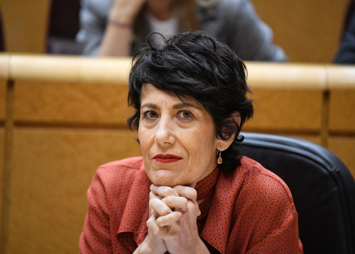 La ministra de Inclusión, Seguridad Social y Migraciones, Elma SaizFernando Sánchez - Europa Press