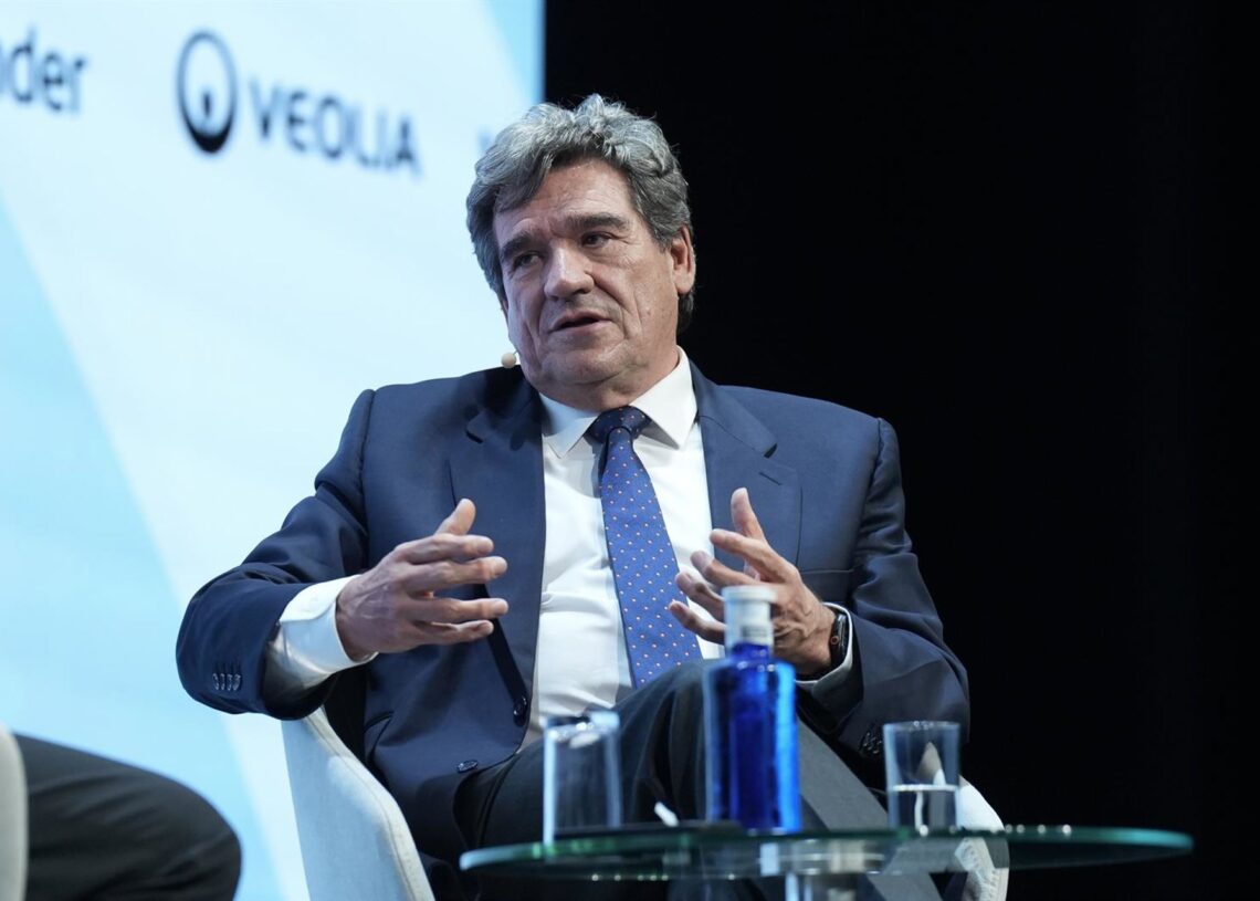 El gobernador del Banco de España, José Luis Escrivá, durante la segunda jornada del foro 'World in Progress', en el Palau de Congressos de Catalunya.David Zorrakino - Europa Press