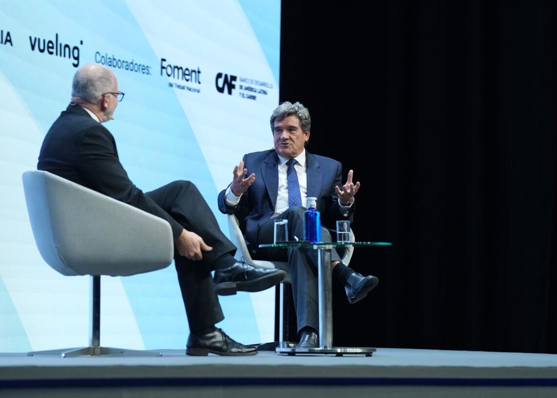 El gobernador del Banco de España, José Luis Escrivá, durante su participación en el foro.David Zorrakino - Europa Press