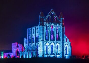 Archivo -  Monasterio de la Abadía de Whitby, en Yorkshire del Norte,Danny Lawson/PA Wire/dpa - Archivo