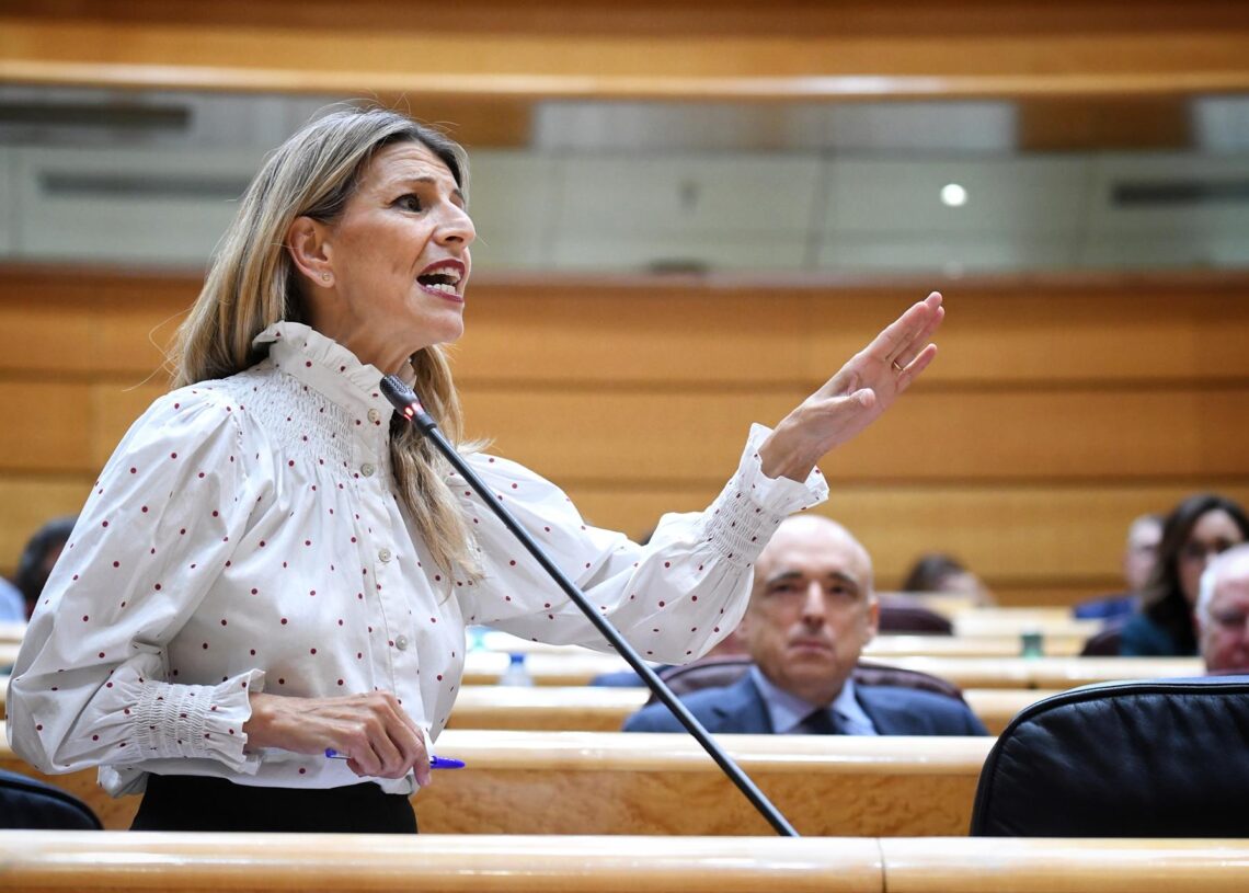 La vicepresidenta segunda y ministra de Trabajo y Economía Social, Yolanda Díaz, interviene durante una sesión de control al Gobierno en la Cámara Alta, a 21 de octubre de 2022, en Madrid (España). Fernando Sánchez - Europa Press