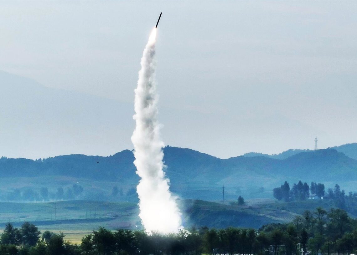 Archivo - Imagen de archivo del lanzamiento de un misil norcoreano-/kcna/kns/dpa - Archivo