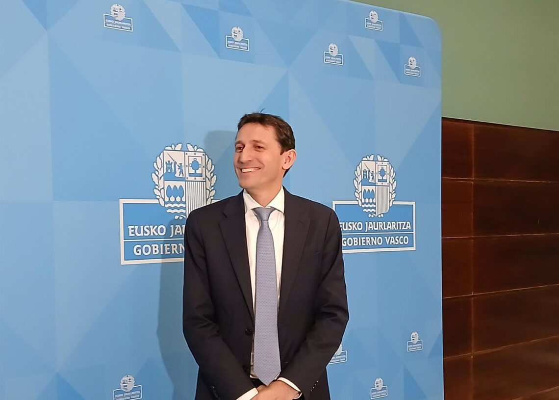 Archivo - El consejero de Hacienda y Finanzas del Gobierno Vasco, Nöel d'Anjou.EUROPA PRESS - Archivo
