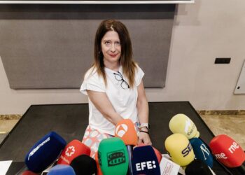 Archivo - La exmilitante socialista Leire Díez durante una rueda de prensa, en el Hotel Novotel, a 4 de junio de 2025, en Madrid  (España).Carlos Luján - Europa Press - Archivo