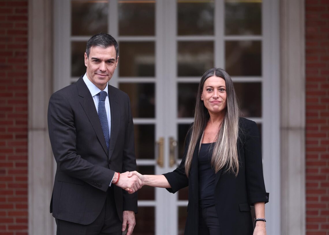Archivo - El presidente del Gobierno, Pedro Sánchez, recibe a la portavoz de Junts en el Congreso, Miriam Nogueras, en el Palacio de la Moncloa, a 13 de marzo de 2025, en Madrid (España). Eduardo Parra - Europa Press - Archivo
