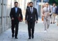 Archivo - El eurodiputado y líder de Se Acabó La Fiesta (SALF), Luis 'Alvise' Pérez (c), a su llegada para declarar en el Tribunal Supremo, a 11 de julio de 2025, en Madrid (España). Jesús Hellín - Europa Press - Archivo
