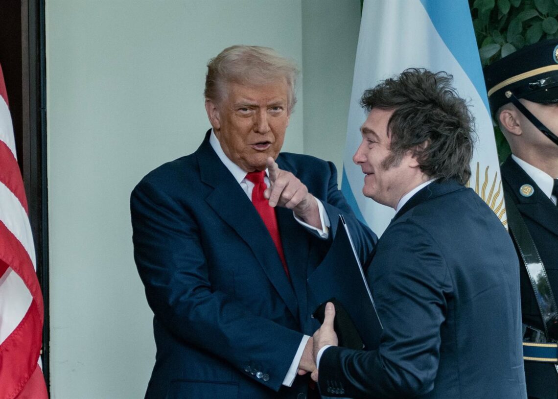 El presidente de Estados Unidos, Donald Trump, y su homólogo argentino, Javier Milei.Andrew Leyden/ZUMA Press Wire/dp / DPA