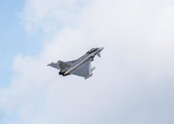 Despegue de un Eurofighter en la base aérea de Siauliai, en Lituania.JOSE FIGUEREDO LOPEZ / EMAD