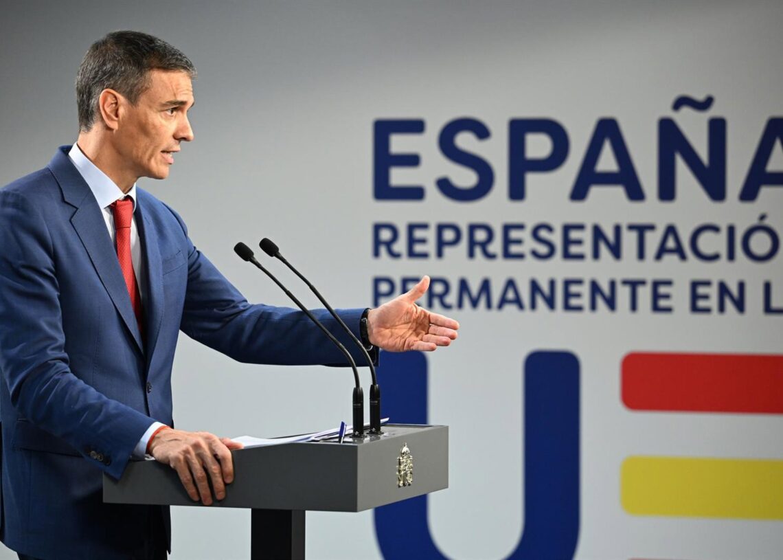 El presidente del Gobierno, Pedro Sánchez, durante una rueda de prensa posterior a la reunión del Consejo Europeo en Bruselas, a 23 de octubre de 2025, en Bruselas (Bélgica). Pool Moncloa/Borja Puig de la Bellacasa y Pool UE