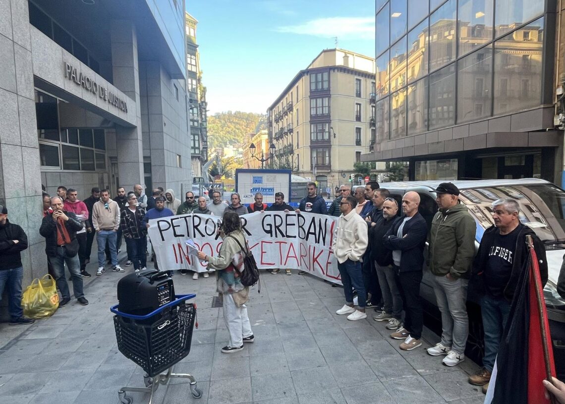 Concentración convocada por el sindicato TU en BilbaoEUROPA PRESS