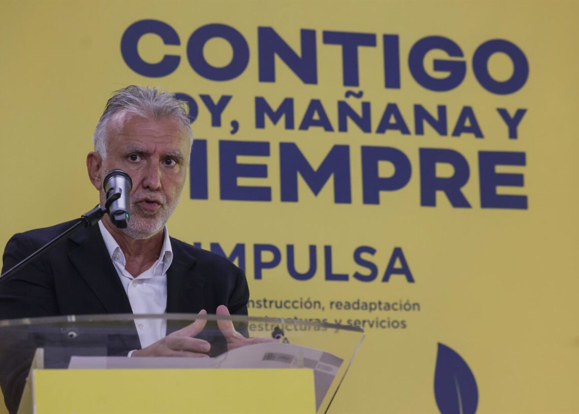 El ministro de Política Territorial y Memoria Democrática, Ángel Víctor Torres, este viernes en ValènciaROBER SOLSONA/EUROPA PRESS