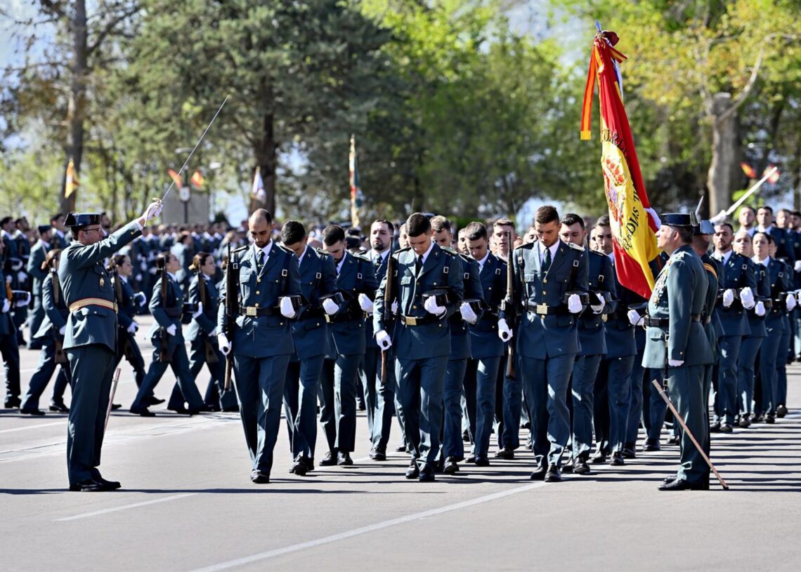 Archivo - Imágenes durante la jura de bandera de los alumnos de la Guardia Civil en la Academia de Baeza (Jaén)Juan de Dios Ortiz - Europa Press - Archivo