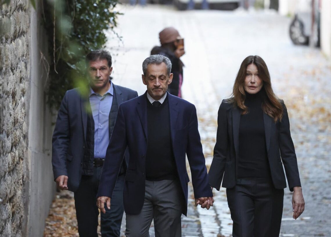 El expresidente francés Nicolas Sarkozy y Carla Bruni.Europa Press/Contacto/Michtof