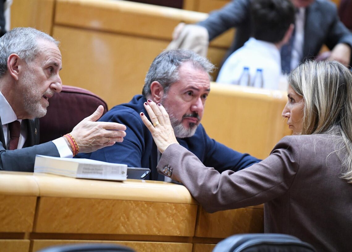 La portavoz del PP en el Senado, Alicia García, junto a su homólogo del PSOE en la Cámara Alta, Juan Espadas.Fernando Sánchez - Europa Press