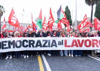 Manifestación del sindicato italiano CGIL en RomaEuropa Press/Contacto/Matteo Nardone