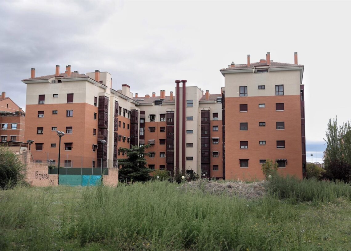 Archivo - Bloques de edificios en Madrid, (España).Eduardo Parra - Europa Press - Archivo