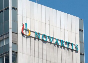 Archivo - FILED - 03 July 2014, Switzerland, Basel: The headquarters of the Swiss pharmaceutical company Novartis. The Switzerland-based drugs firm Novartis is planning to separate Sandoz, its generics and biosimilars division, into a new publicly traded Patrick Seeger/dpa - Archivo