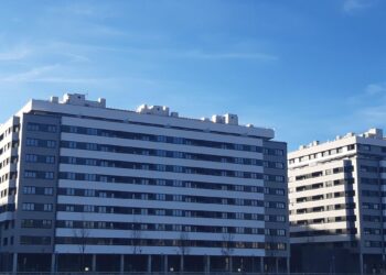 Archivo - Bloques de viviendas.EUROPA PRESS - Archivo