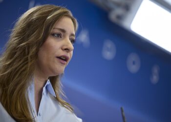 La portavoz del PP en el Congreso, Ester Muñoz, ofrece una rueda de prensa en el Congreso de los Diputados, a 21 de octubre de 2025, en Madrid (España).Jesús Hellín - Europa Press