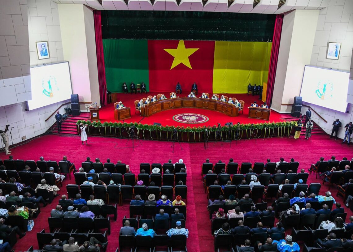 La sala del Consejo Constitucional de Camerún durante la proclamación oficial de los resultados de las elecciones presidenciales celebradas en Yaundé, capital del país.Europa Press/Contacto/Kepseu