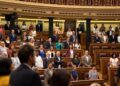 Archivo - Los diputados de la cámara durante un minuto de silencio Ananda Manjón - Europa Press - Archivo
