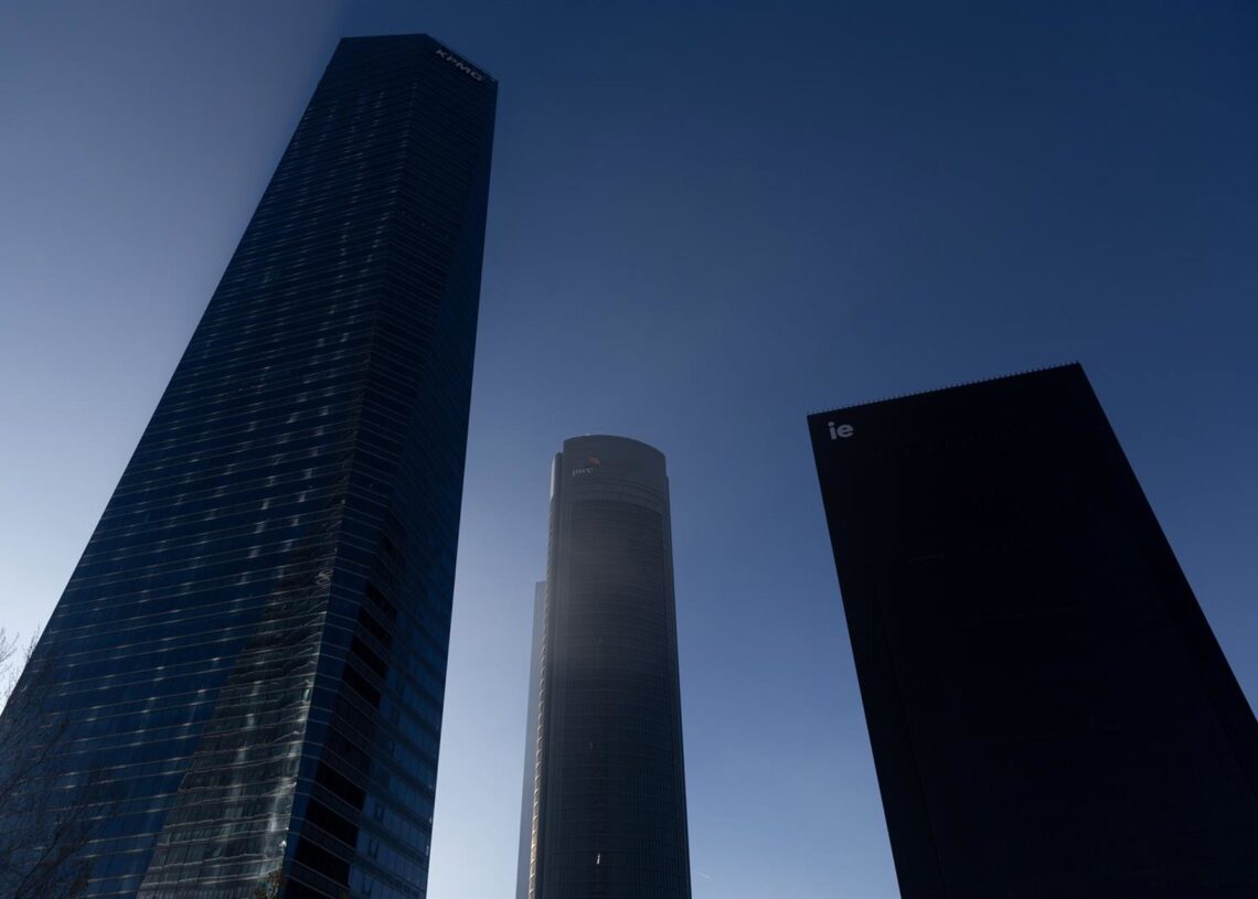 Archivo - Edificios de oficinas en el Cuatro Torres Business Area, a 26 de diciembre de 2023, en MadridEduardo Parra - Europa Press - Archivo