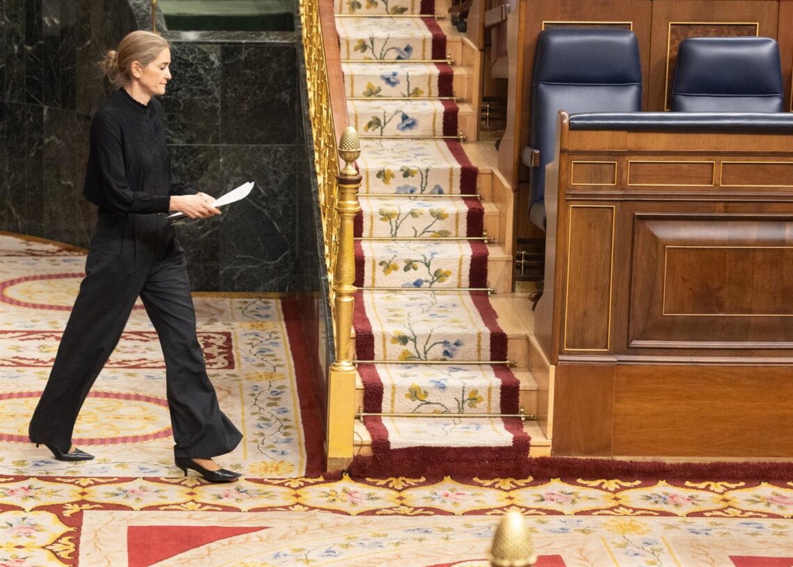 La vicepresidenta tercera y ministra para la Transición Ecológica, Sara Aagesen, durante una sesión de control, en el Congreso de los Diputados, a 29 de octubre de 2025, en Madrid (España). Eduardo Parra - Europa Press
