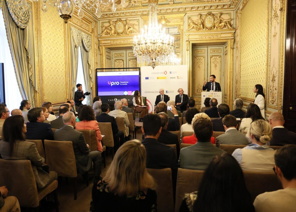 Unión Profesional presenta 'Upro', el primer programa formativo en competencias digitales de colegios profesionales.UNIÓN PROFESIONAL