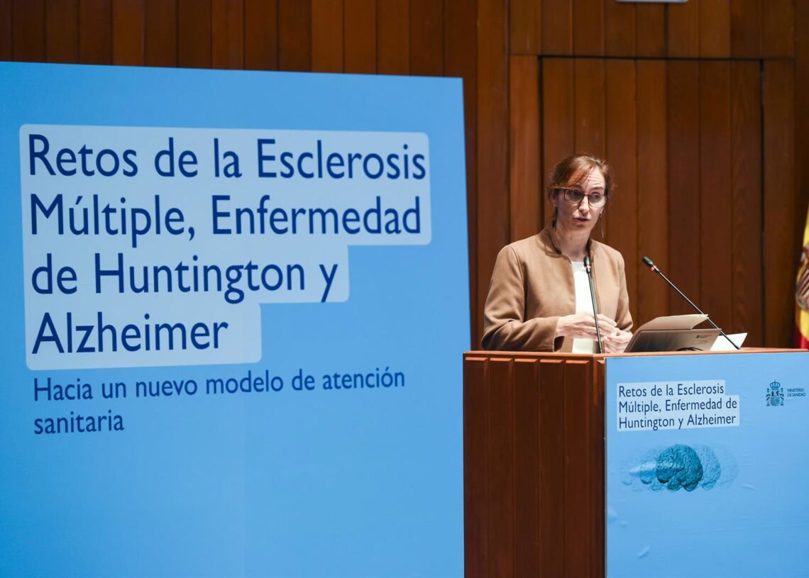 La ministra de Sanidad, Mónica García, presenta la jornada sobre la Estrategia Nacional en Enfermedades Neurodegenerativas, en el Ministerio de Sanidad, a 29 de octubre de 2025, en Madrid (España).Gustavo Valiente - Europa Press