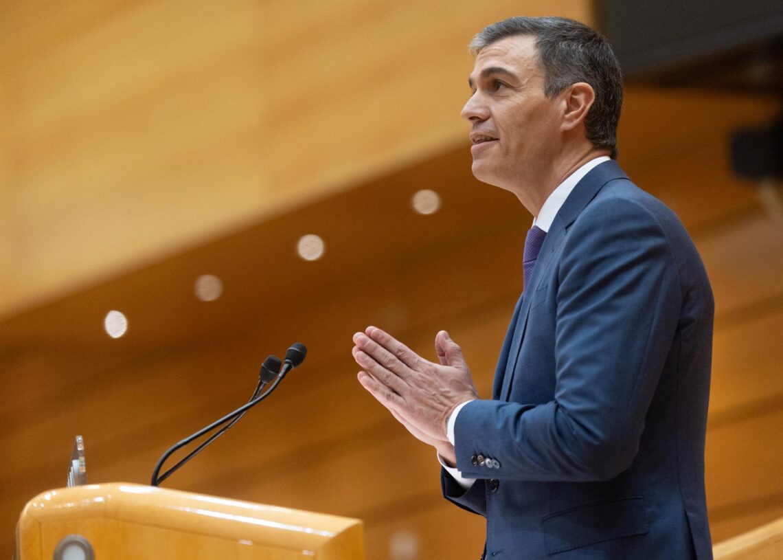 Archivo - El presidente del Gobierno Pedro Sánchez, interviene durante la sesión extraordinaria del Congreso, en el Palacio del Senado, a 18 de enero de 2024, en Madrid (España).Eduardo Parra - Europa Press - Archivo