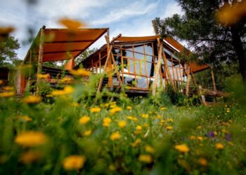 Archivo - Alojamiento sostenible de Booking.BOOKING - Archivo