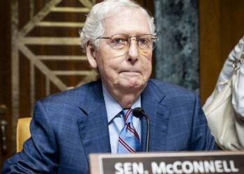 Archivo - El senador republicano Mitch McConnell (Kentucky), contrario a los aranceles a CanadáEuropa Press/Contacto/Michael Brochstein - Archivo