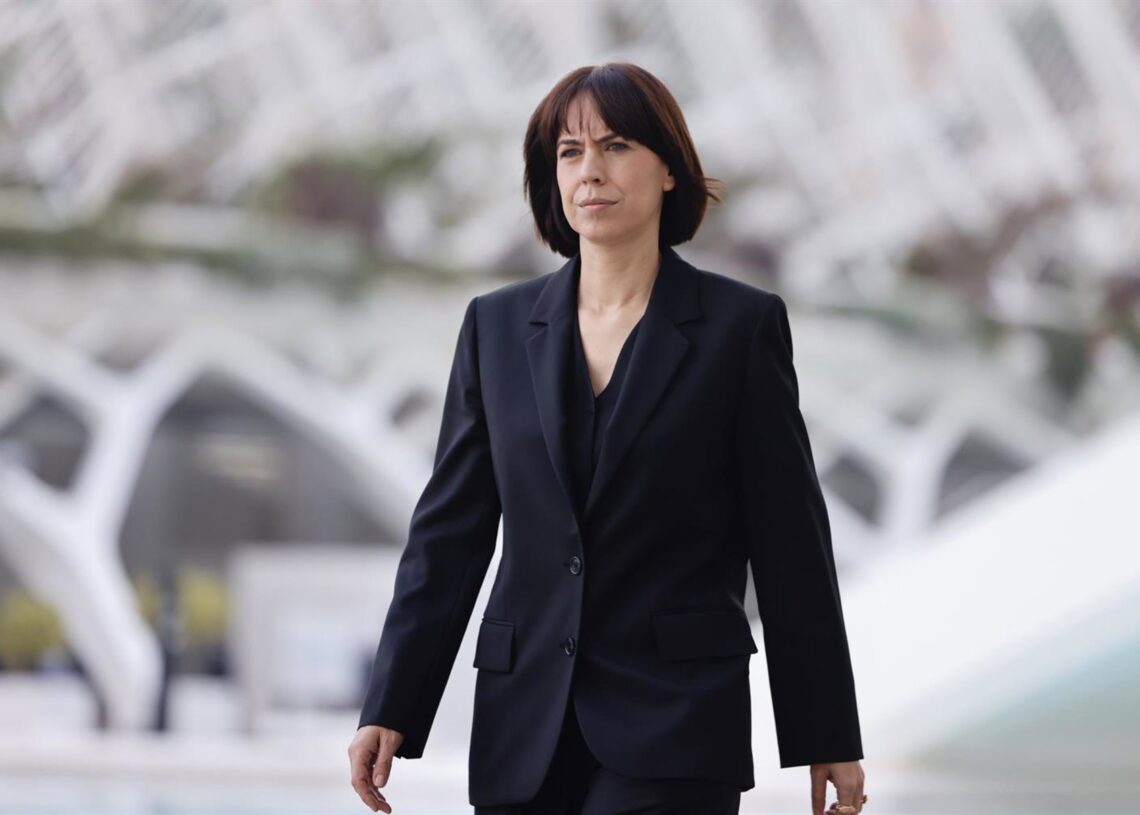 La ministra de Ciencia, Innovación y Universidades, Diana Morant, a su llegada al homenaje a las víctimas de la dana, en el Museo de las Ciencias Príncipe Felipe, a 29 de octubre de 2025, en Valencia, Comunidad Valenciana (España). Sus Majestades los ReyeRober Solsona - Europa Press