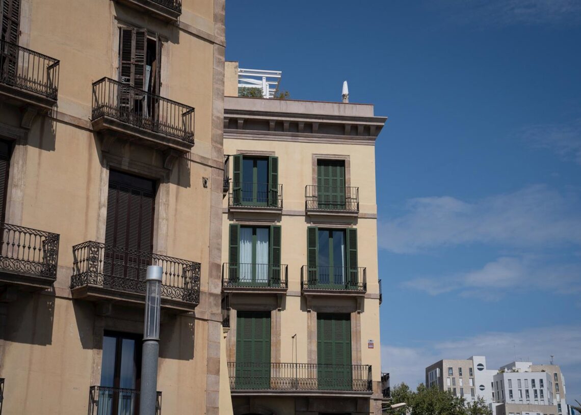 Archivo - Fachada de un edificio.David Zorrakino - Europa Press - Archivo