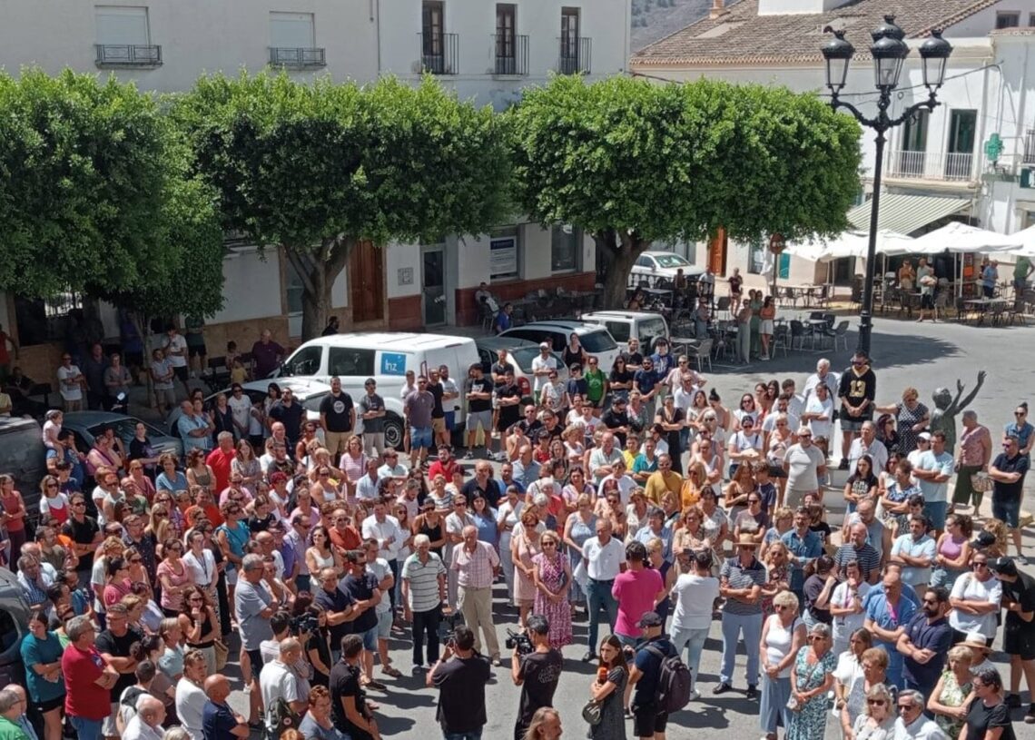 Archivo - Concentración por el crimen de Mari Ángeles R.G. en Dalías (Almería).AYUNTAMIENTO DE DALÍAS - Archivo