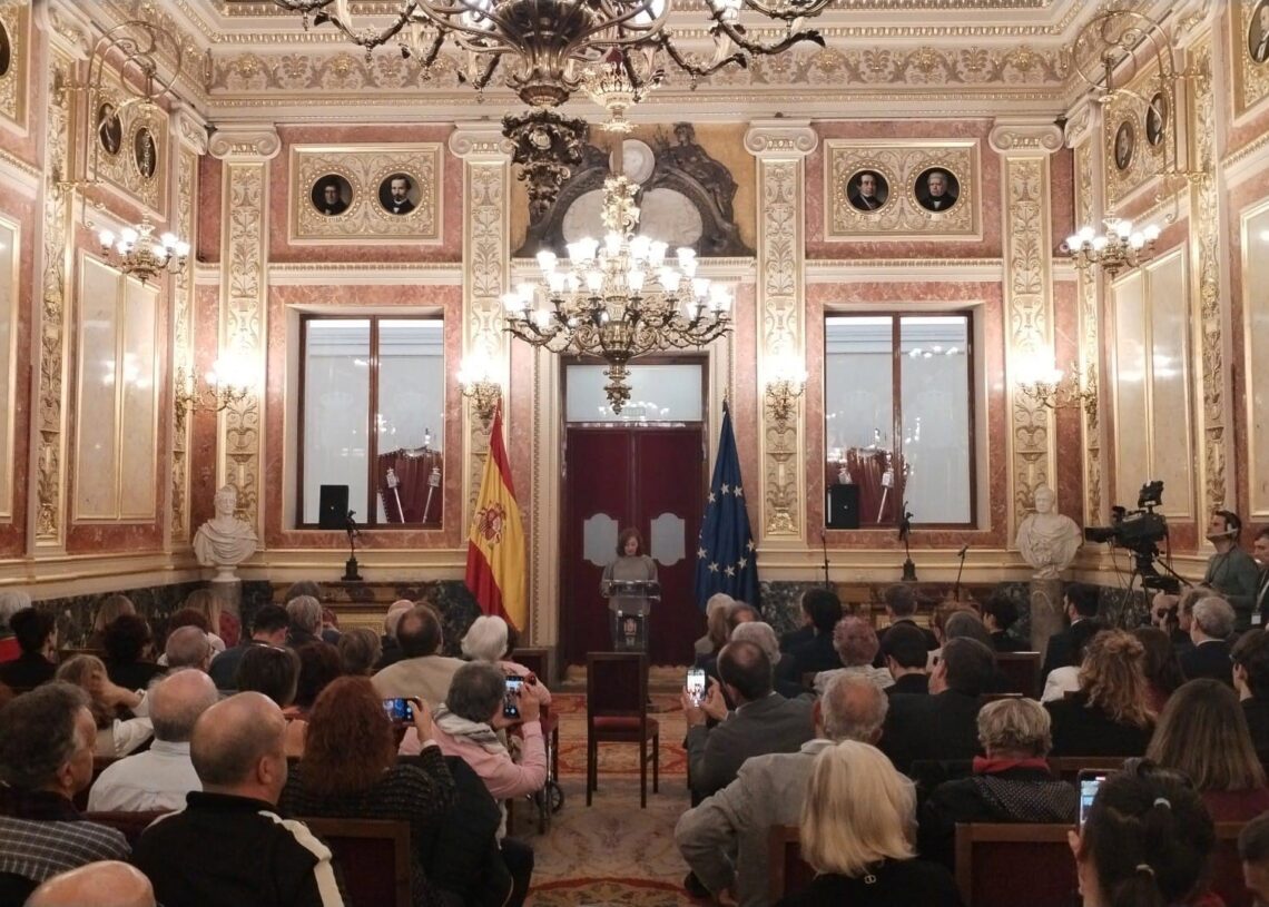 Francina Armengol, interviniendo en un acto de memoria histórica en el CongresoEUROPA PRESS